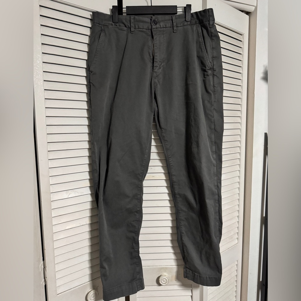 American eagle flex grey pants